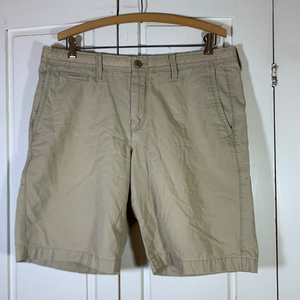 Gap Mens Iconic Khaki 10 In Inseam Chino Shorts Tan 34 Distressed Preppy Grunge